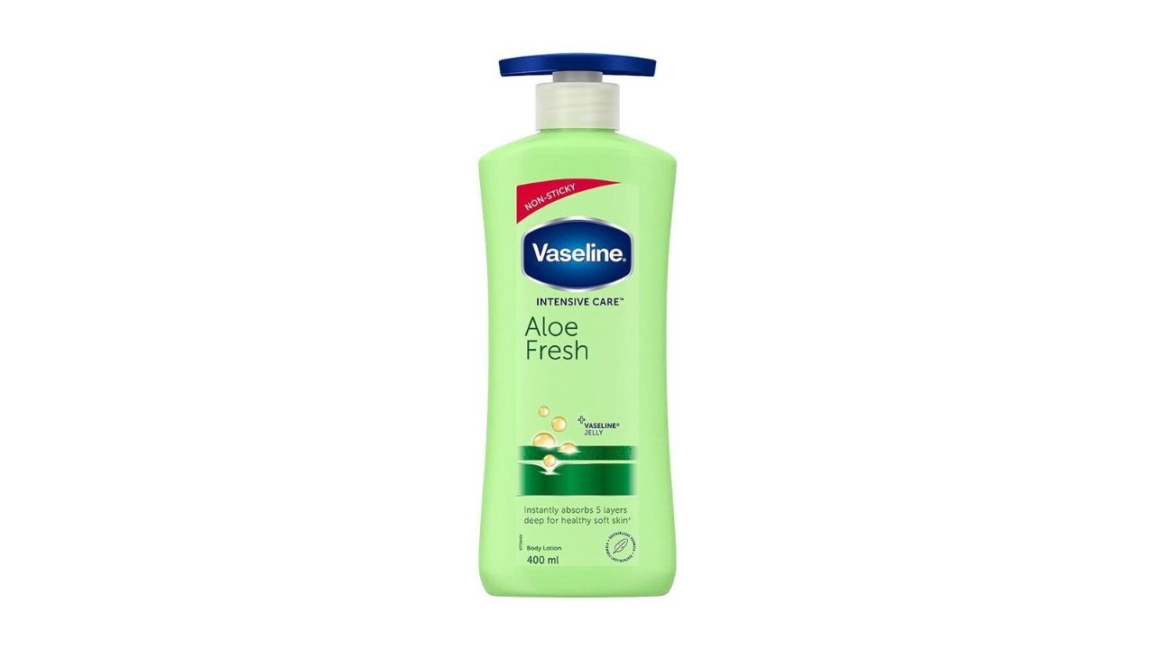 Vaseline Intensive Care Aloe Fresh Lotion X Best Body Lotion for Oily Skin