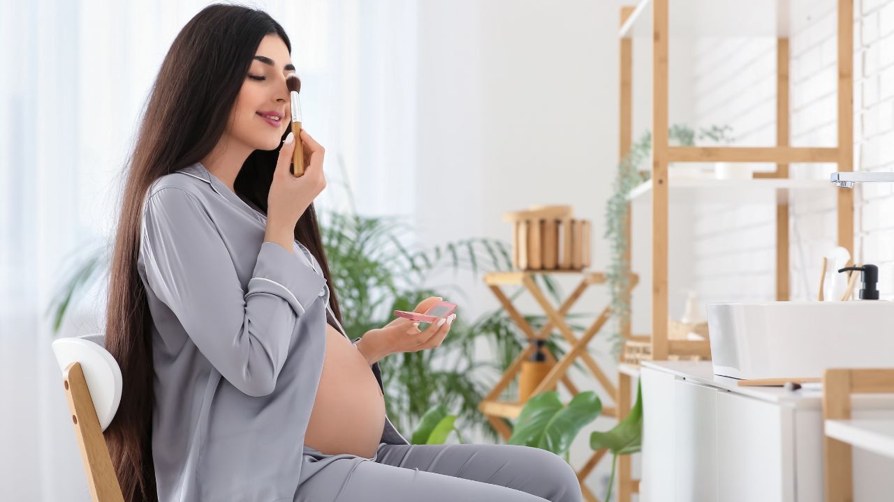 Pregnancy Safe Makeup Products & What To Avoid: Your Guide to a Beautiful Bump!